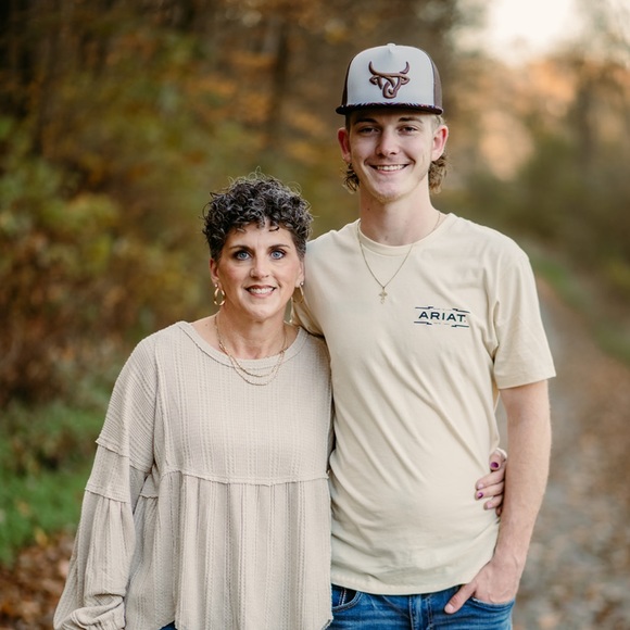 Meet your Posher, Jamie - Picture 2 of 13